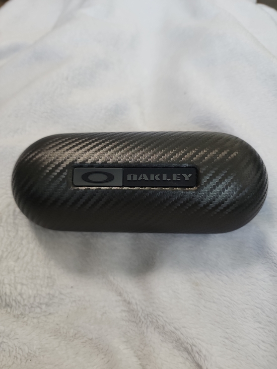 Oakley Other - Oakley Carbon Fiber Look Hard Shell Sunglasses Case Black Protective Travel Case